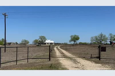 4355 SE River Road, Martindale, TX 78655 - Photo 5