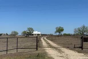 4355 S E River Rd, Martindale, TX 78655 - Photo 5