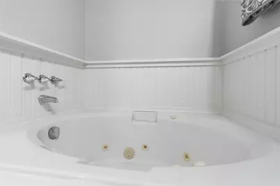 210 Teeoff #B, Horseshoe Bay, TX 78657 - Photo 7