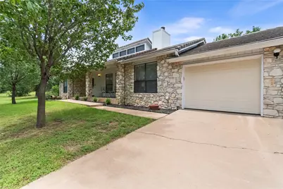 210 Teeoff #B, Horseshoe Bay, TX 78657 - Photo 5