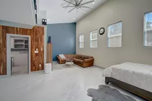 146 Shadow Oak Dr, Bastrop, TX 78602 - Photo 5