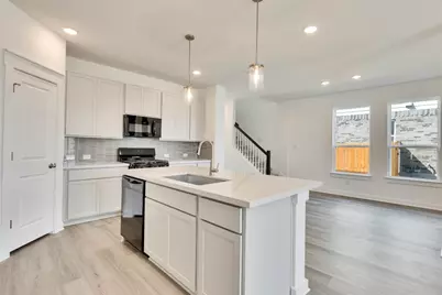 13504 Muny Parkway, Elgin, TX 78621 - Photo 3