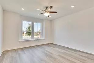 13504 Muny Pkwy, Elgin, TX 78621 - Photo 9