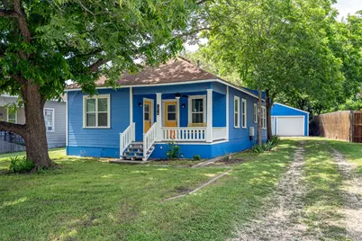 1014 W 6th Street, Taylor, TX 76574 - Photo 3