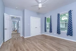 1014 W 6th St, Taylor, TX 76574 - Photo 7