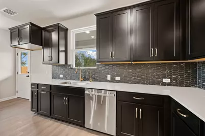 244 Kirra Court, Georgetown, TX 78626 - Photo 13