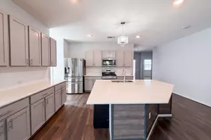 204 Florenz Ln, Georgetown, TX 78628 - Photo 3