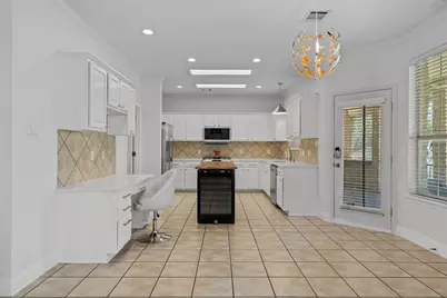 10824 Quarry Oaks Trail, Austin, TX 78717 - Photo 15