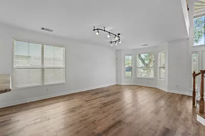 10824 Quarry Oaks Trail, Austin, TX 78717 - Photo 5