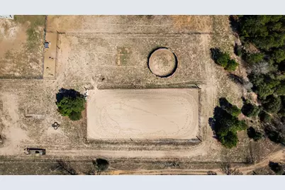 935 Highway 21 E, Paige, TX 78602 - Photo 11