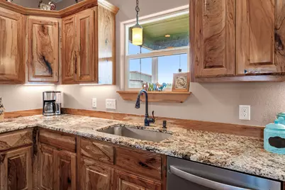 935 Highway 21 E, Paige, TX 78602 - Photo 21