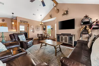 935 Highway 21 E, Paige, TX 78602 - Photo 7