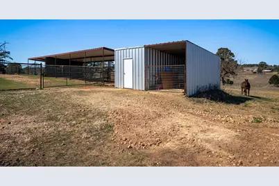 935 Highway 21 E, Paige, TX 78602 - Photo 7