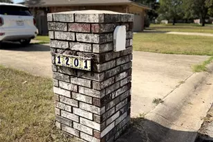 1201 Burkett Cir, Cameron, TX 76520 - Photo 7