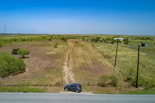 14512 Graef Rd, Creedmoor, TX 78610 - Photo 19