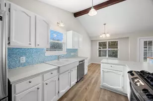 402 Hillside Dr, Round Rock, TX 78681 - Photo 9