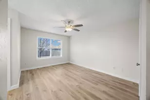 402 Hillside Dr, Round Rock, TX 78681 - Photo 11