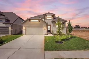 532 Los Aliso Ct, Liberty Hill, TX 78642 - Photo 1