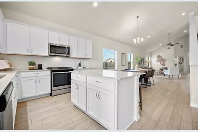 2413 Star Hill Ranch Street, Georgetown, TX 78628 - Photo 17