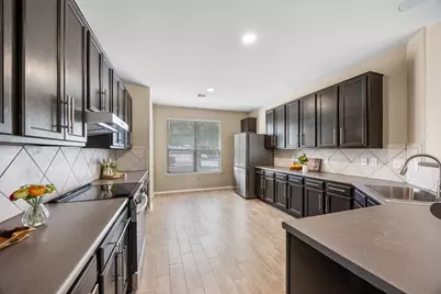 9205 Ipswich Bay Drive, Austin, TX 78747 - Photo 9