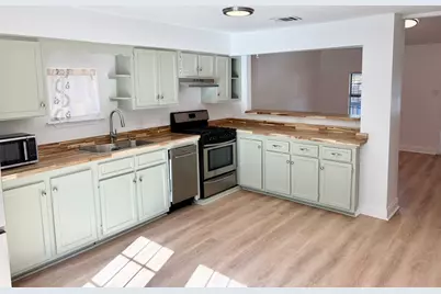 1123 Christie Drive, Austin, TX 78721 - Photo 3
