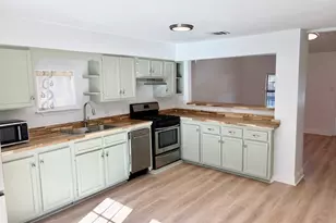1123 Christie Dr, Austin, TX 78721 - Photo 3