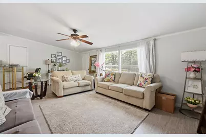 120 Green Mountain Drive, Cedar Creek, TX 78612 - Photo 7