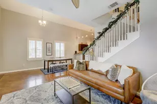 2300 E 9th St, Austin, TX 78702 - Photo 3