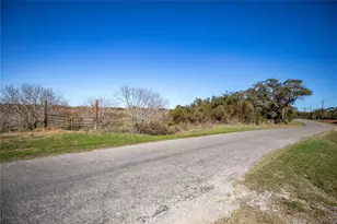 6498 N Hwy 35, Rockport, TX 78382 - Photo 11