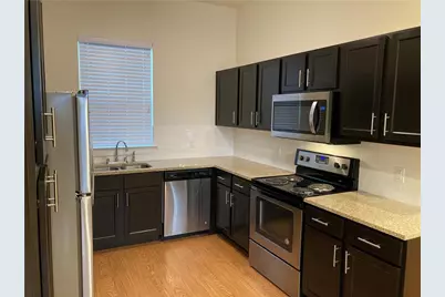 2400 Louis Henna Boulevard #304, Round Rock, TX 78664 - Photo 3