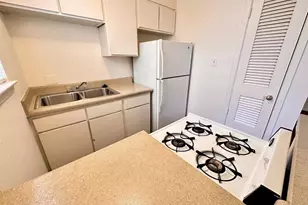 4204 Speedway, Austin, TX 78751 - Photo 5