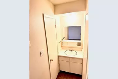 4204 Speedway #204, Austin, TX 78751 - Photo 7