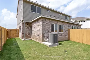 138 Whinny Wy, Georgetown, TX 78626 - Photo 5