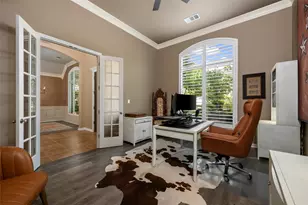 571 Aspen Dr, Austin, TX 78737 - Photo 3