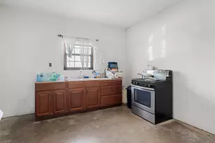 474 Heidenreich Ln, Kyle, TX 78640 - Photo 17