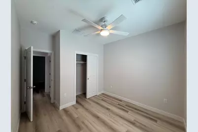 817 5th Street, Lockhart, TX 78644 - Photo 11