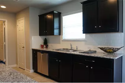 399 Langely, Kyle, TX 78640 - Photo 5