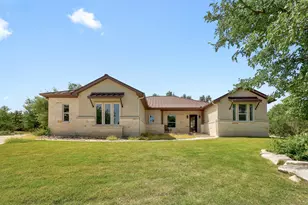 105 Arrowhead Rd, Georgetown, TX 78633 - Photo 5