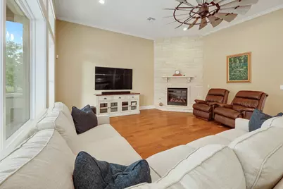 105 Arrowhead Road, Georgetown, TX 78633 - Photo 11