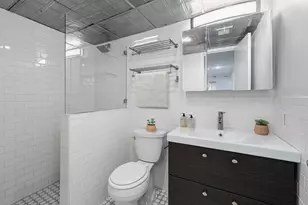 1800 Lavaca St, Austin, TX 78701 - Photo 11