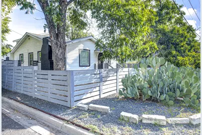 2200 E 14th Street, Austin, TX 78702 - Photo 33