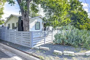 2200 E 14th St, Austin, TX 78702 - Photo 33