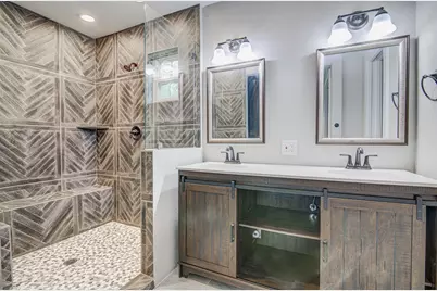 2200 E 14th Street, Austin, TX 78702 - Photo 33