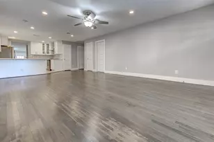 2200 E 14th St, Austin, TX 78702 - Photo 35