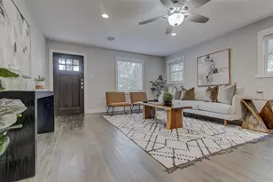 2200 E 14th St, Austin, TX 78702 - Photo 3