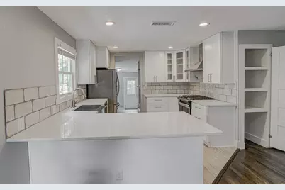 2200 E 14th Street, Austin, TX 78702 - Photo 21
