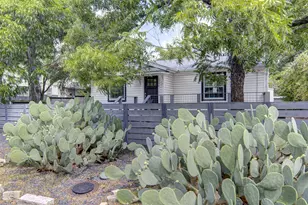 2200 E 14th St, Austin, TX 78702 - Photo 29