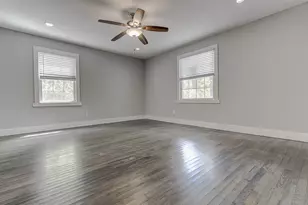 2200 E 14th St, Austin, TX 78702 - Photo 17