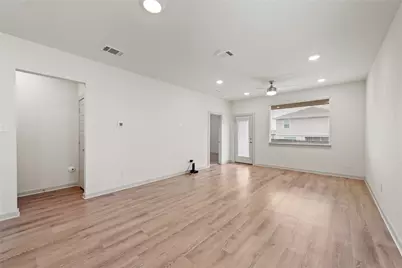 328 Fairfax Avenue, San Marcos, TX 78666 - Photo 7