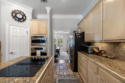 1904 Steamboat Springs Cove, Austin, TX 78746 - Photo 11